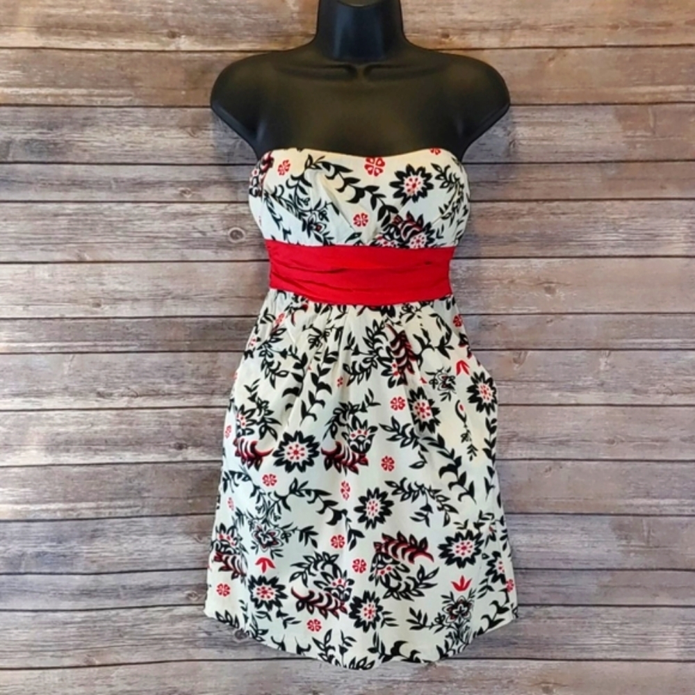 Speechless Strapless Sweetheart Dress Size 7